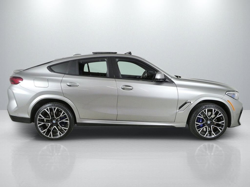 Used 2021 Donington Grey Metallic BMW Base image 9