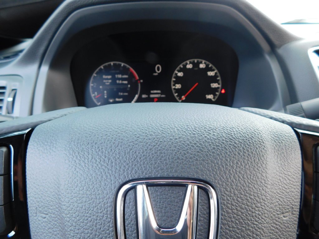 New 2026 Platinum White Pearl Honda Black Edition image 33