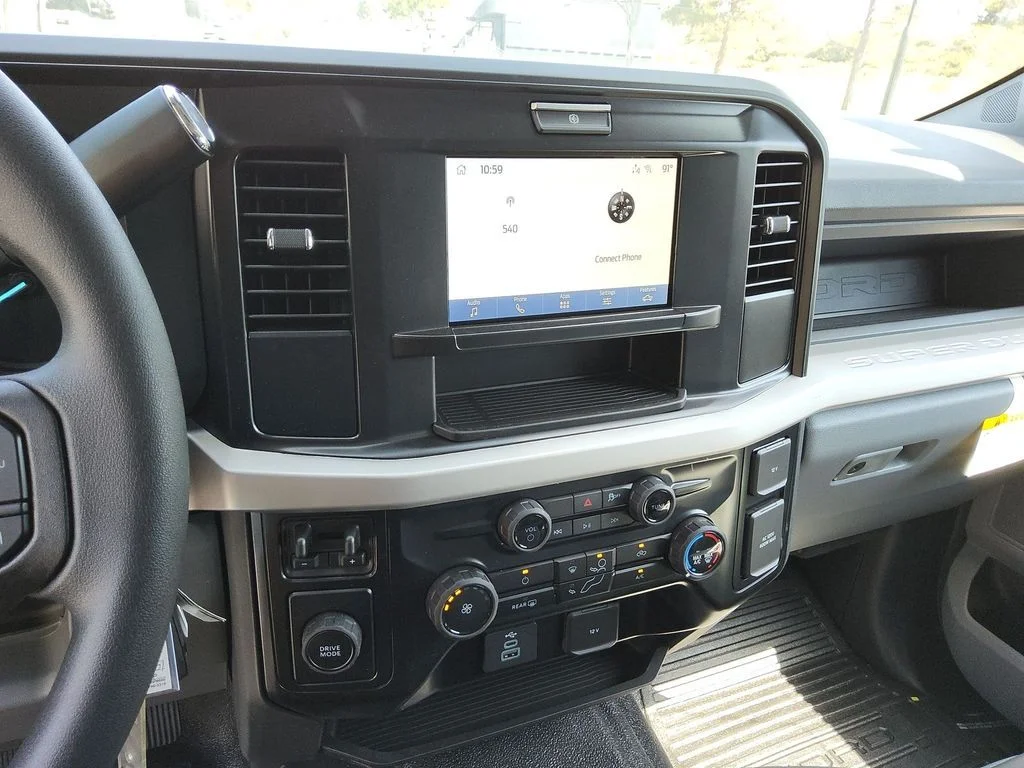 New 2026 Oxford White Ford XL image 11
