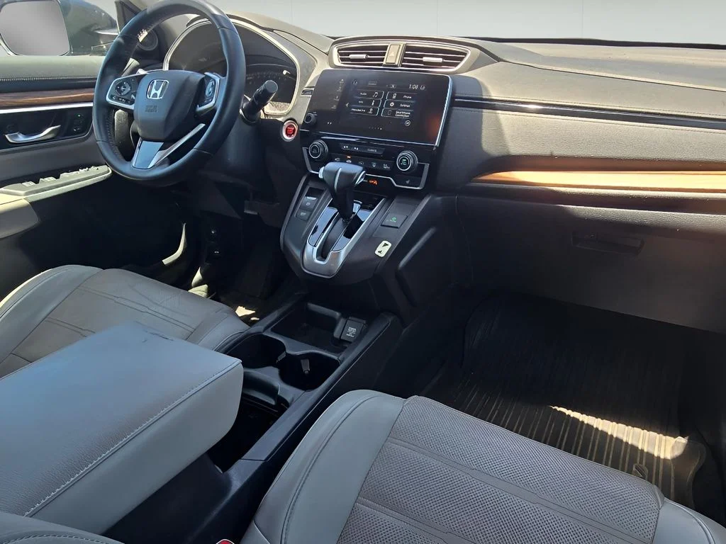Used 2018 Obsidian Blue Pearl Honda EX-L image 23