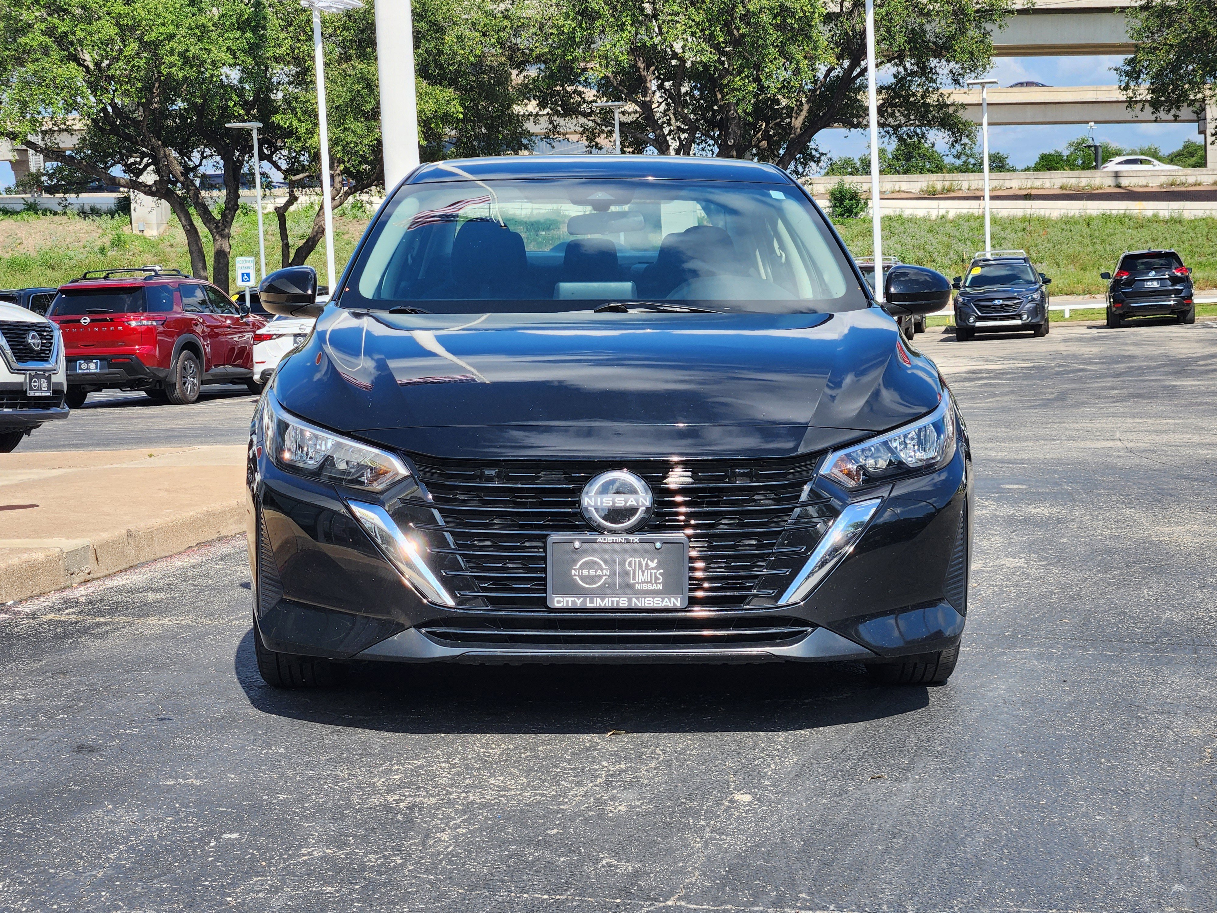 Certified Used 2024  Nissan SV image 2