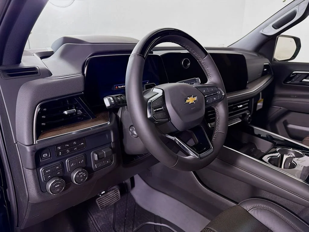2026 Chevrolet Suburban High Country - Photo 9