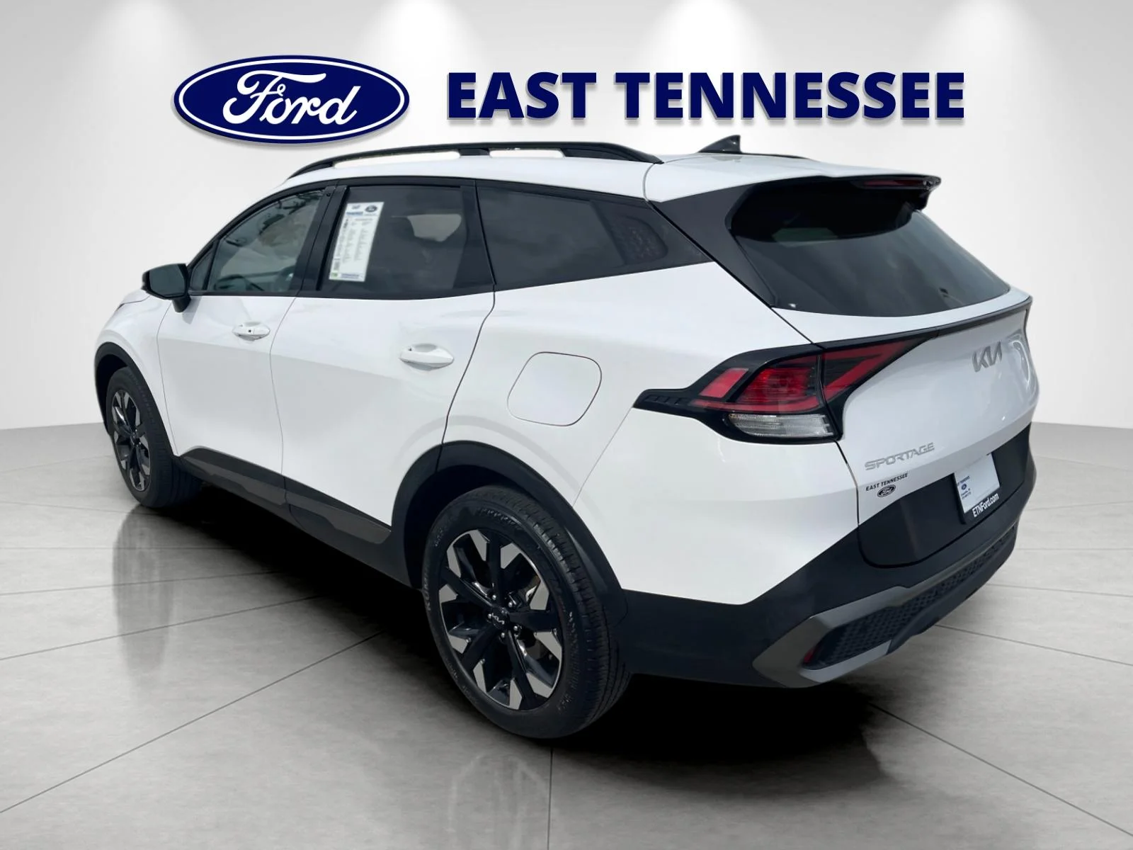 Used 2023 White Kia X-Line image 5