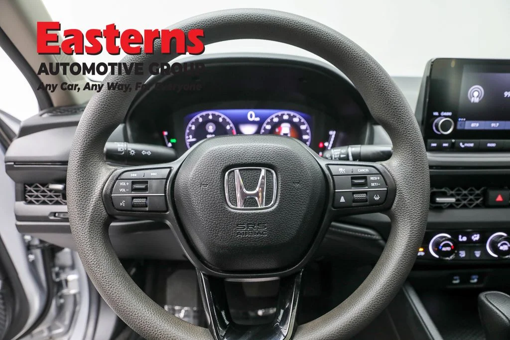 Used 2024 Gray Honda EX image 10