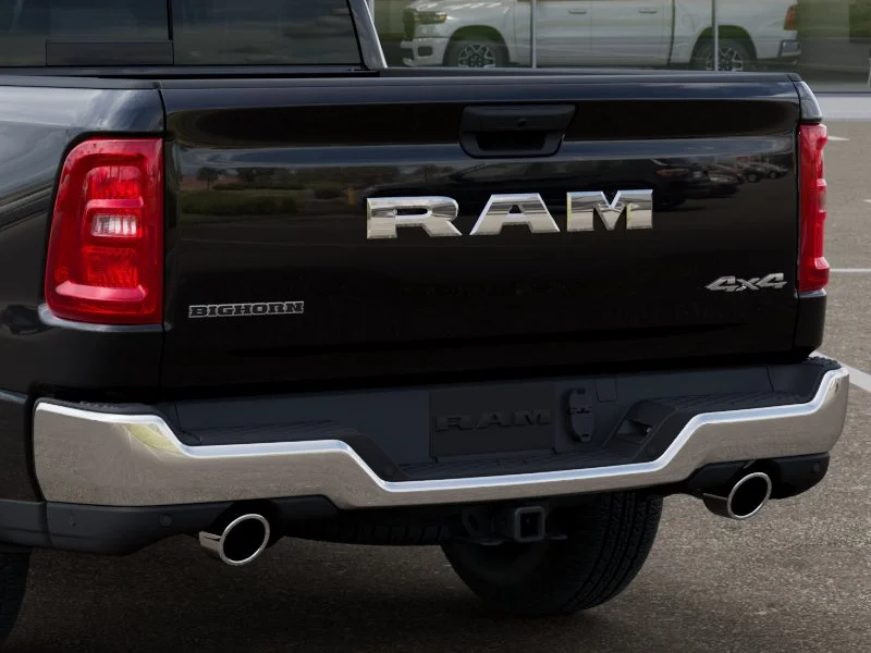 New 2026 Diamond Black Crystal Pearl-Coat Exterior Paint RAM Big Horn/Lone Star image 39