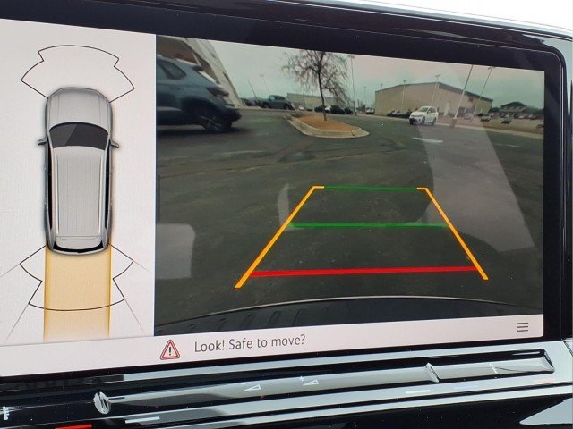 2026 Volkswagen Atlas SE w/Tech - Photo 17