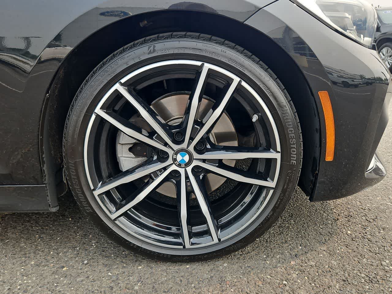 Used 2021 Black Sapphire Metallic BMW 330i xDrive image 33