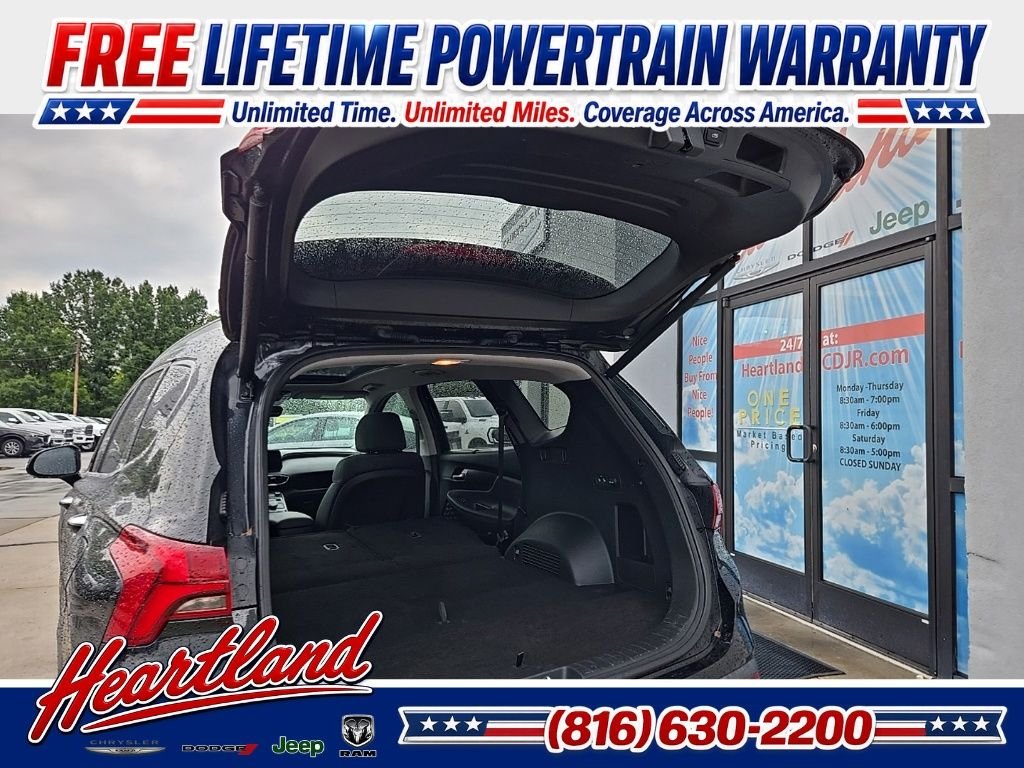 Used 2022 Black Hyundai Limited image 88