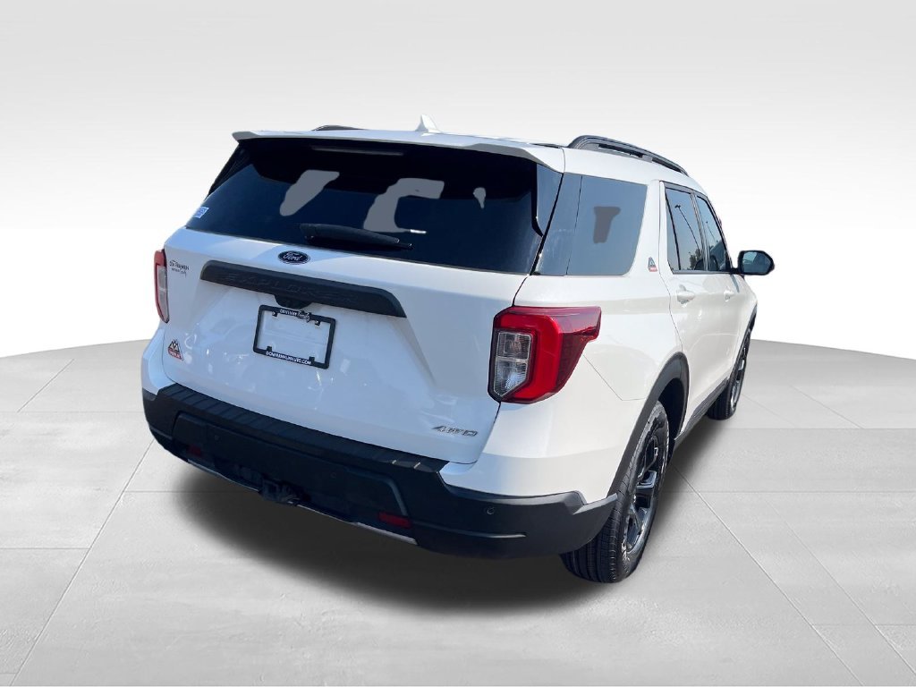 Used 2024 White Ford Timberline image 5