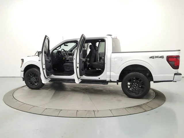 Used 2025  Ford STX image 13