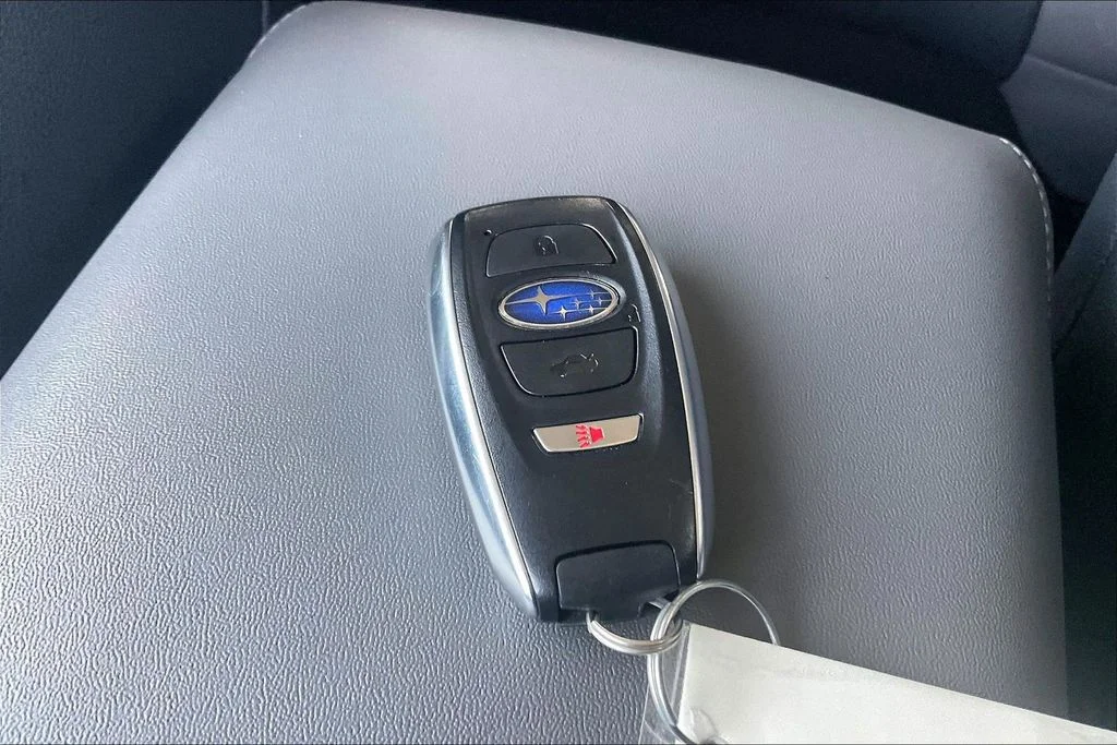 Used 2025 Silver Subaru Onyx Edition XT image 11