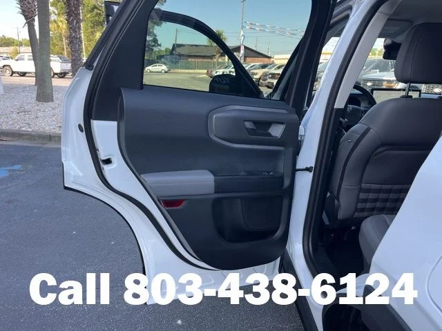 New 2026 Oxford White Ford Badlands® image 9