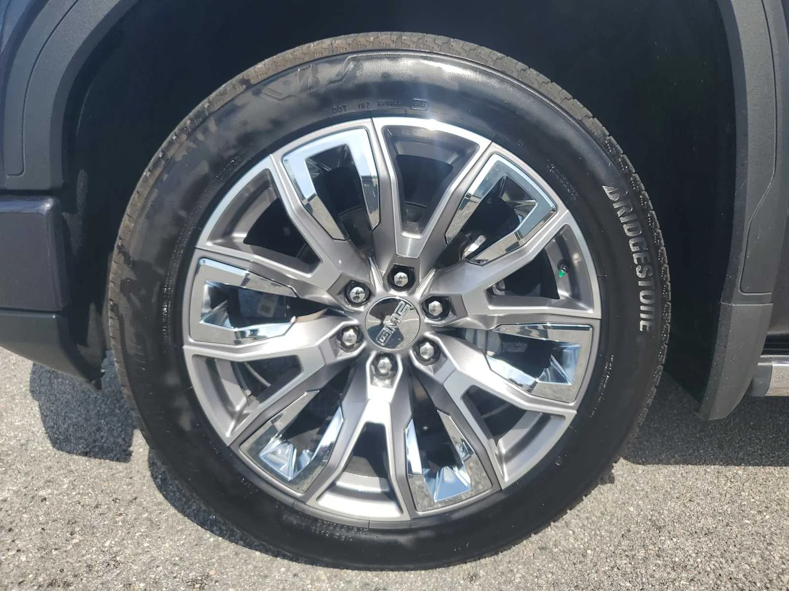 Used 2025 Titanium Rush Metallic GMC Denali image 15