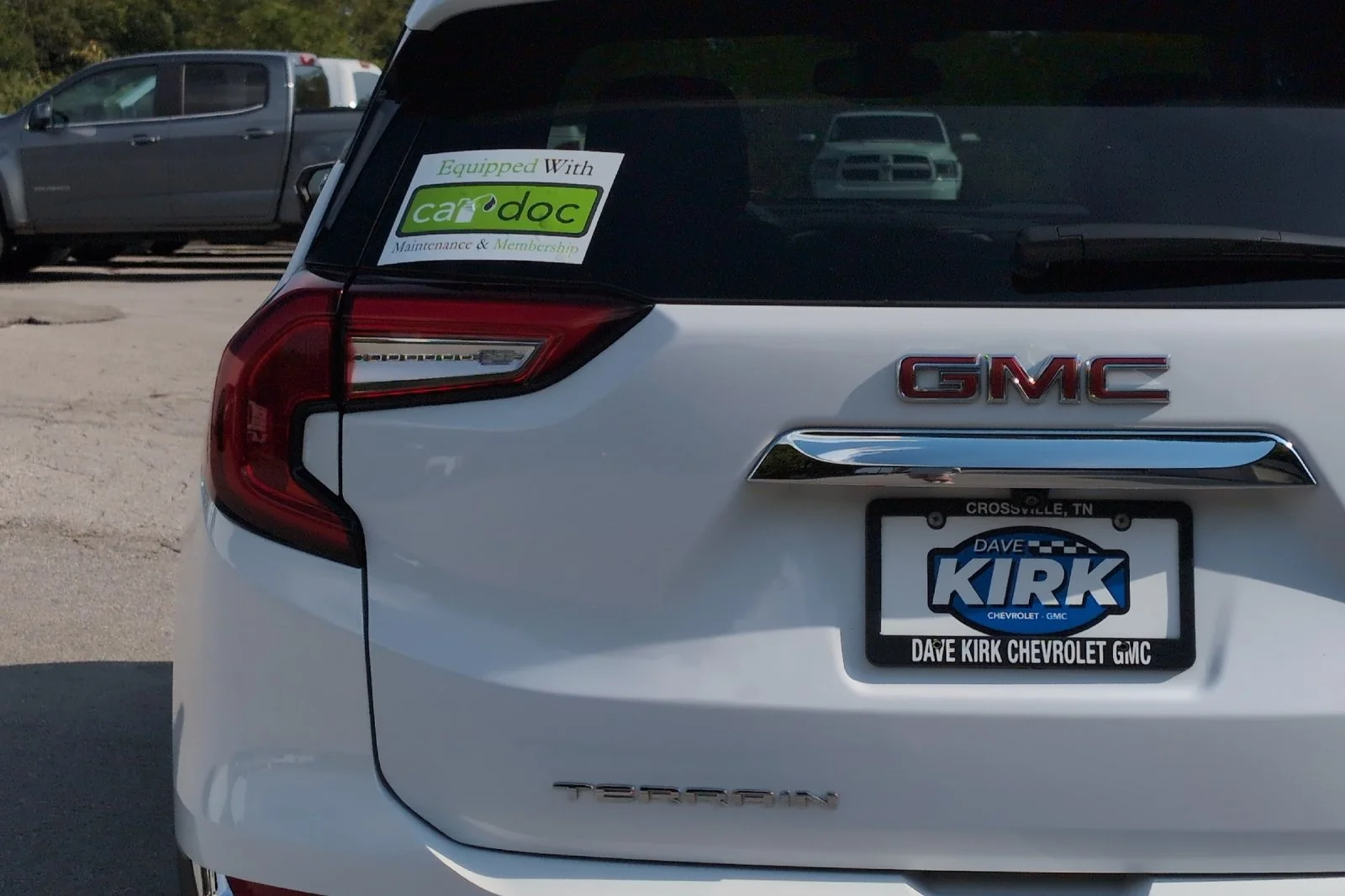 Used 2022 SUMMIT WHITE GMC SLT image 29