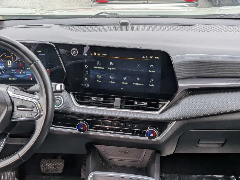 Certified Used 2025 Green Chevrolet LT image 18