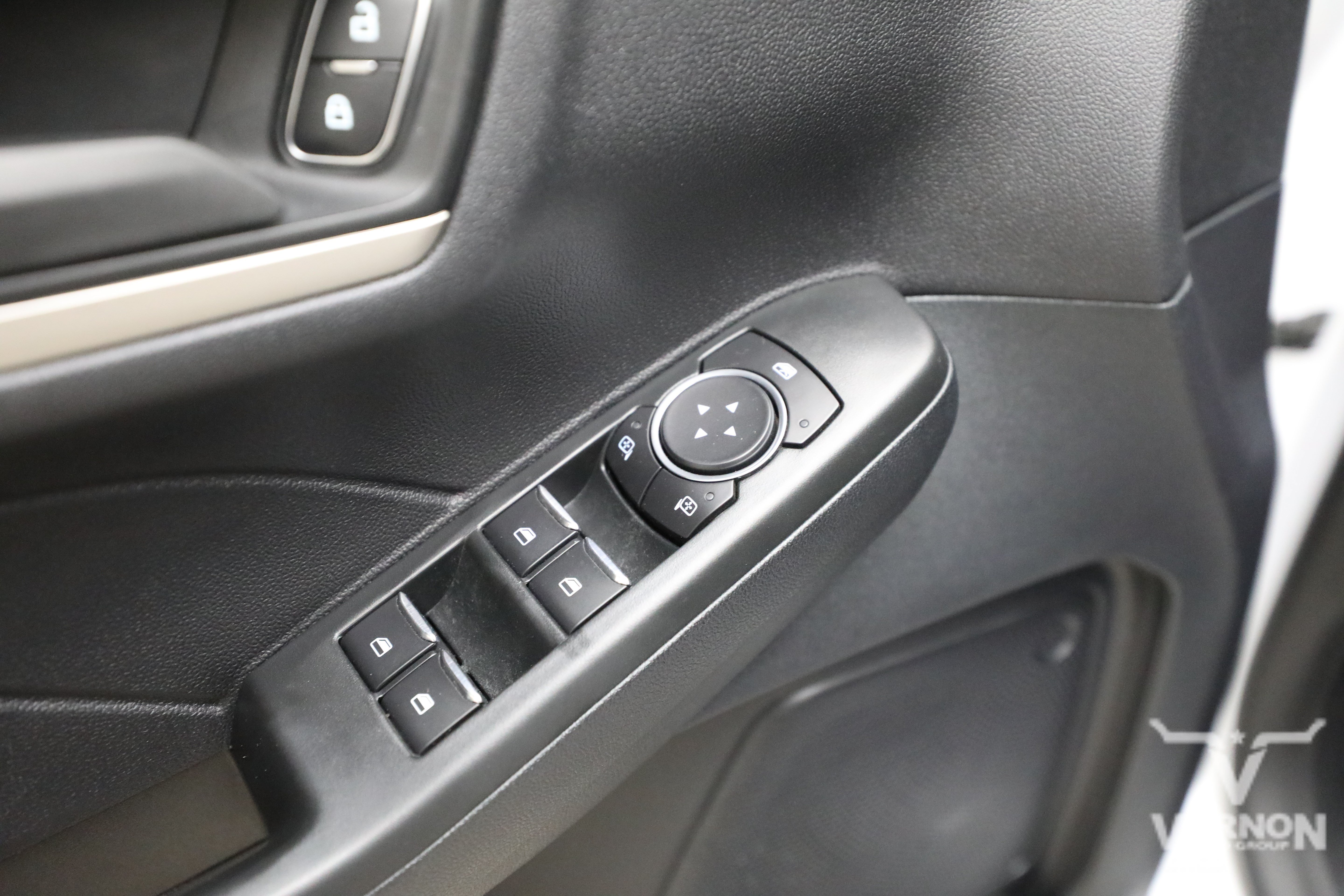 Used 2022 Oxford White Ford Y image 18