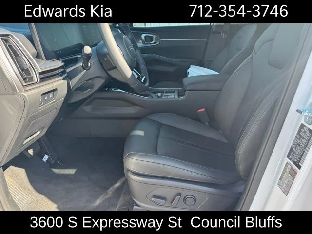 2025 Kia Sorento EX - Photo 19