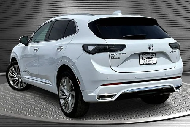 New 2026 Iridescent White Tricoat Buick Avenir image 3