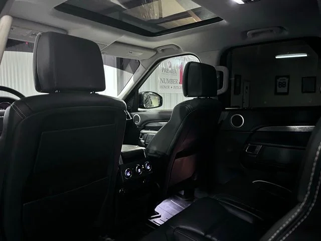 Used 2017 Black Land Rover First Edition image 11