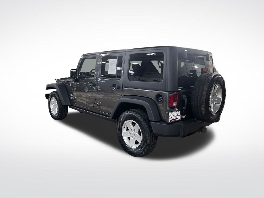 Used 2018 Gray Jeep Unlimited Sport image 3