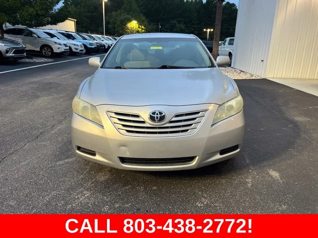 Used 2009 Silver Toyota  image 31