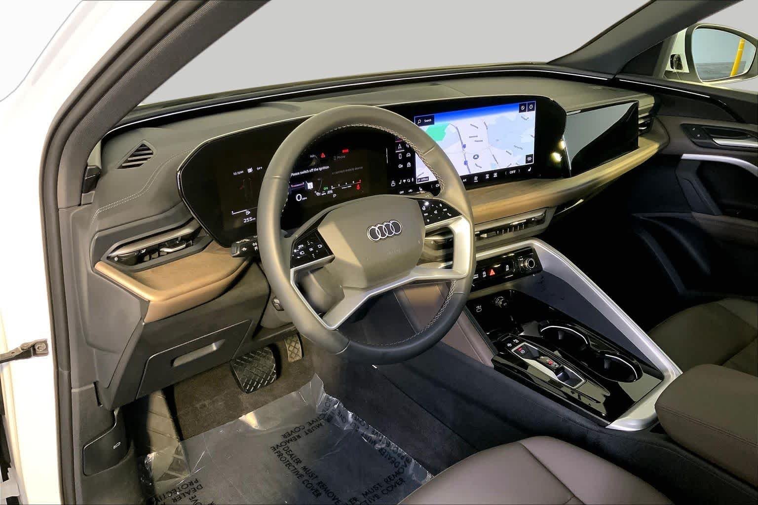 Used 2025 Arkona White Audi Premium image 18