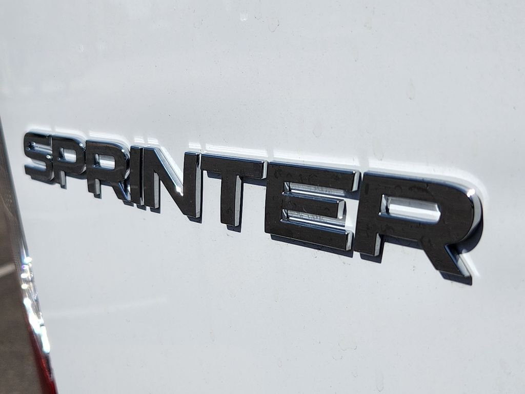 New 2026 ARCTIC WHITE Mercedes-Benz Standard Roof 4-Cyl Diesel HO image 11