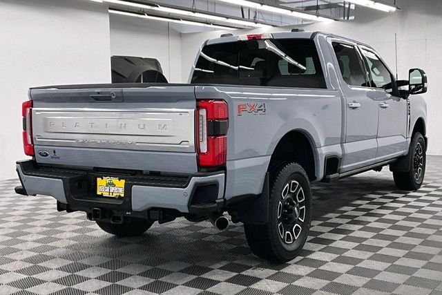 2024 Ford F-350 Super Duty Platinum - Photo 12
