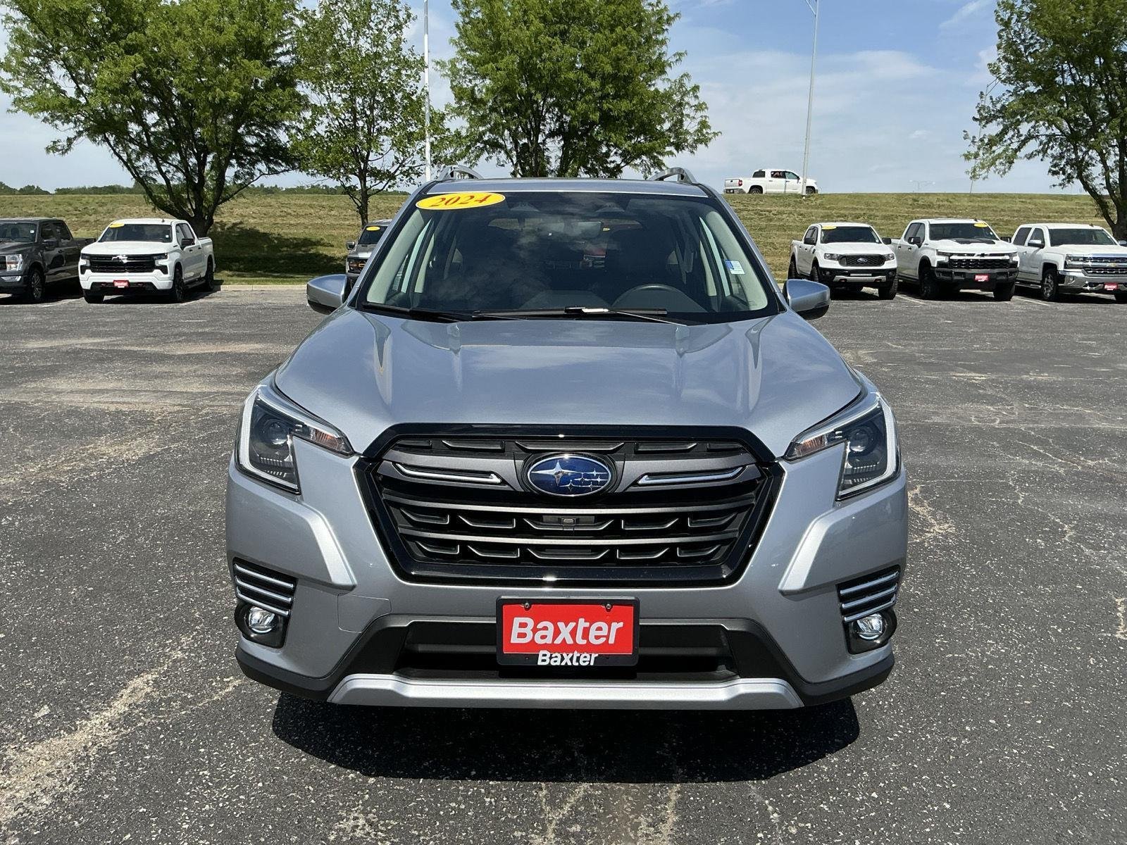 Used 2024 Ice Silver Metallic Subaru Touring image 21