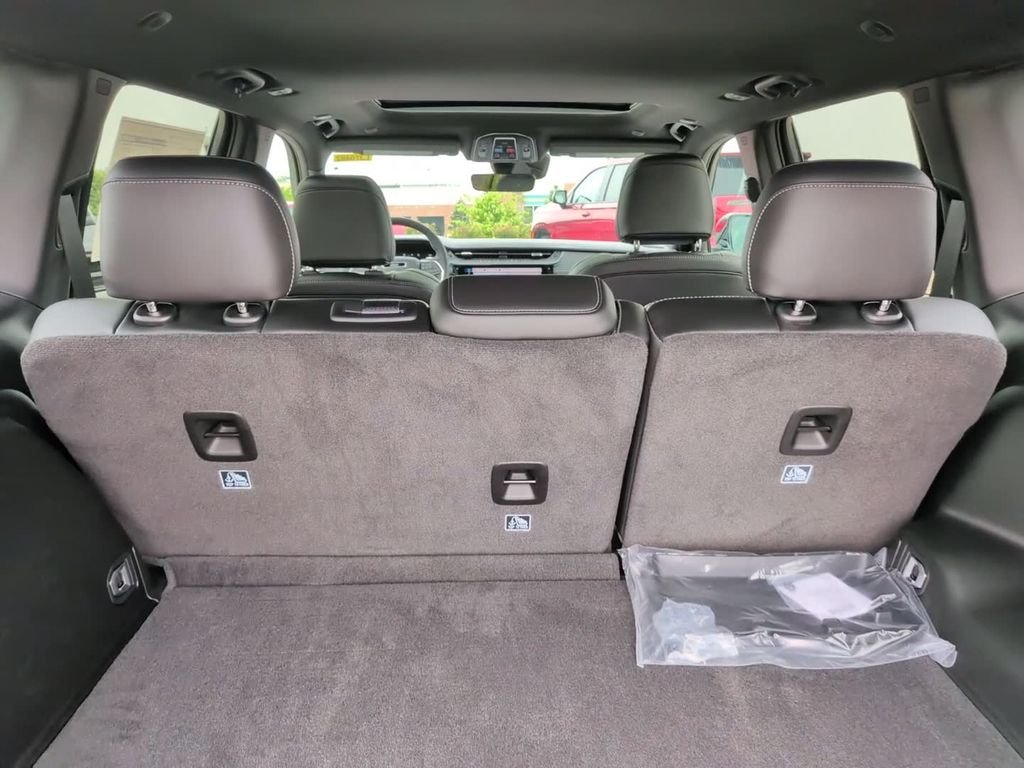 New 2026 Baltic Gray Metallic Clearcoat Jeep Laredo image 8