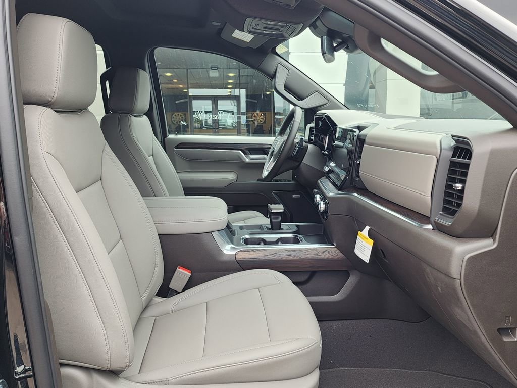 2026 GMC Sierra 1500 SLT - Photo 38