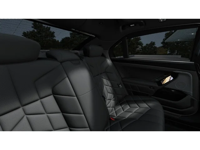 New 2027 Mineral White Metallic BMW 740i xDrive image 12