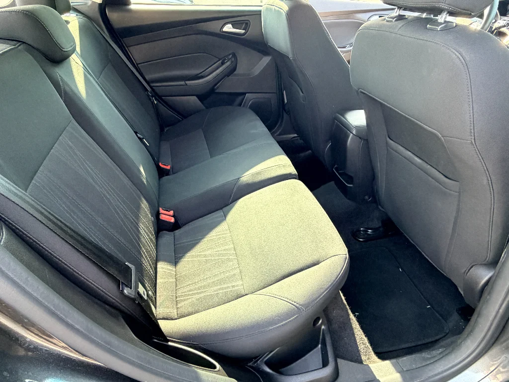 Used 2017 Magnetic Metallic Ford SE image 23
