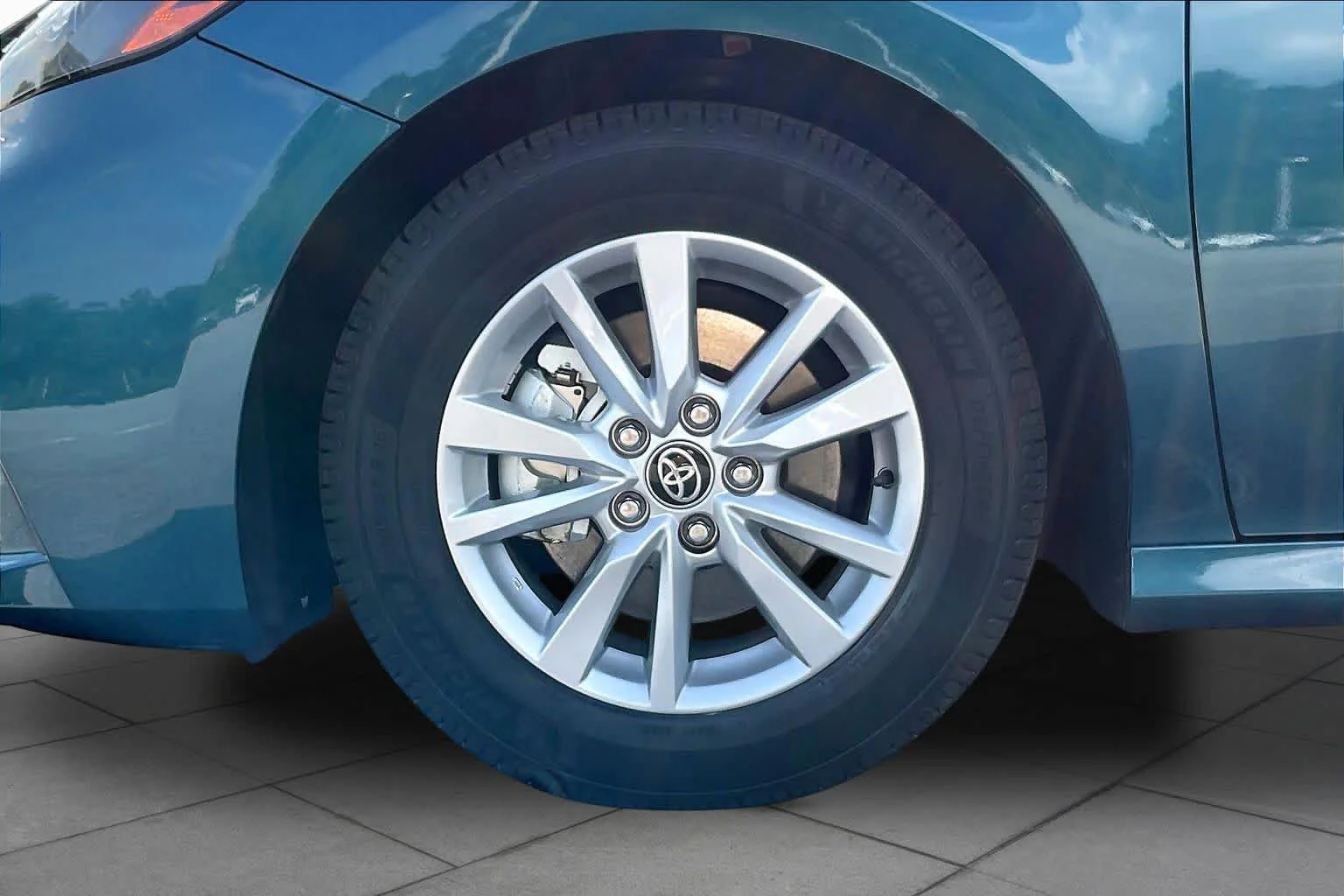 Used 2025 Ocean Gem Toyota LE image 11