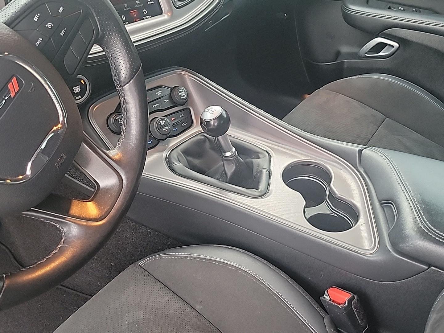 Used 2023 Sublime Metallic Clearcoat Dodge R/T image 21