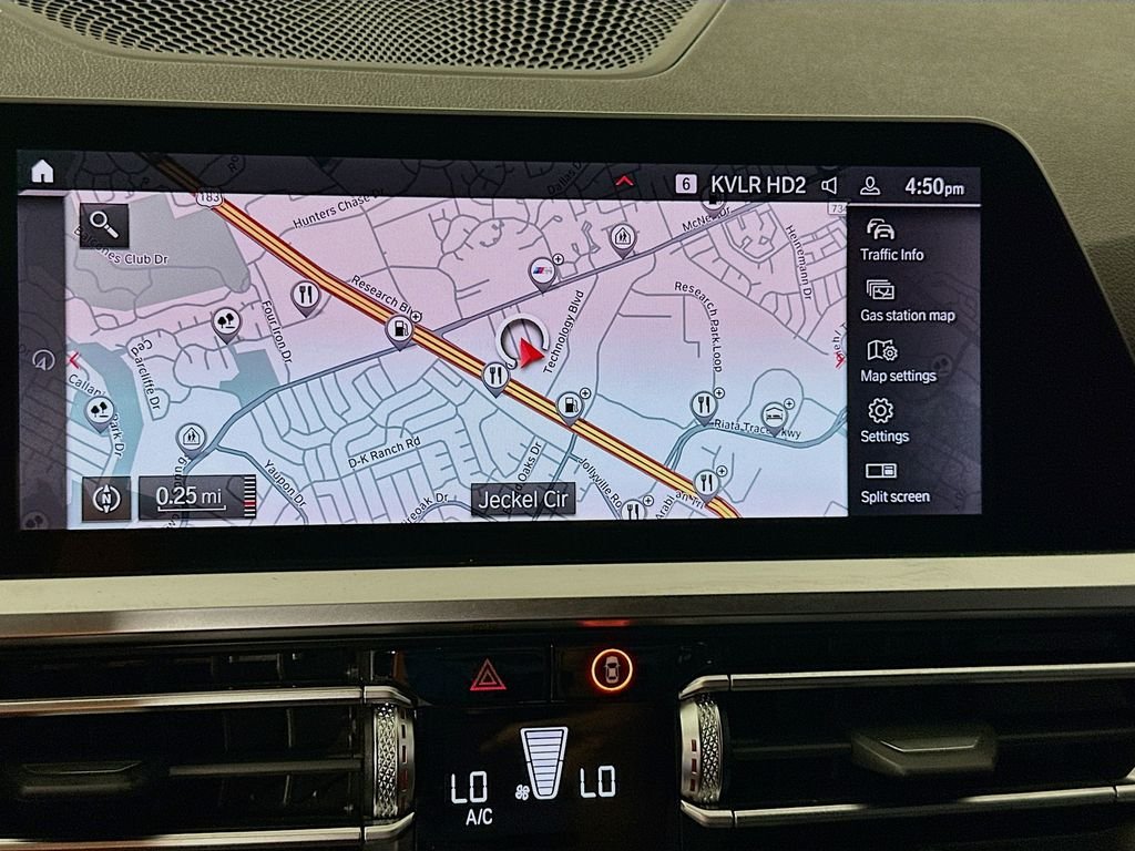 Used 2021 Alpine White BMW Base image 13