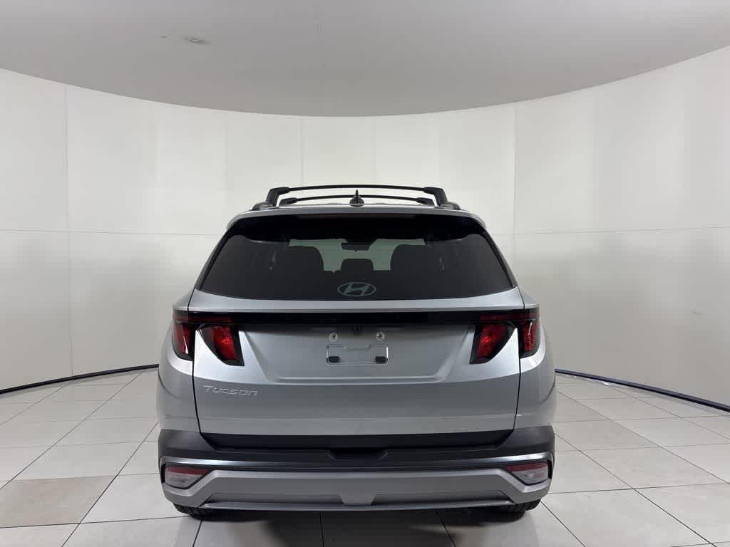 New 2026 Shimmering Silver Hyundai SEL FWD image 4
