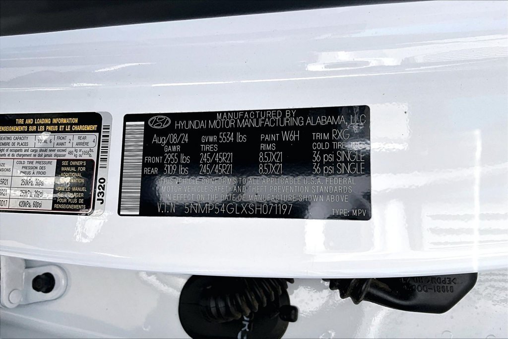 Used 2025 White Hyundai Calligraphy image 36