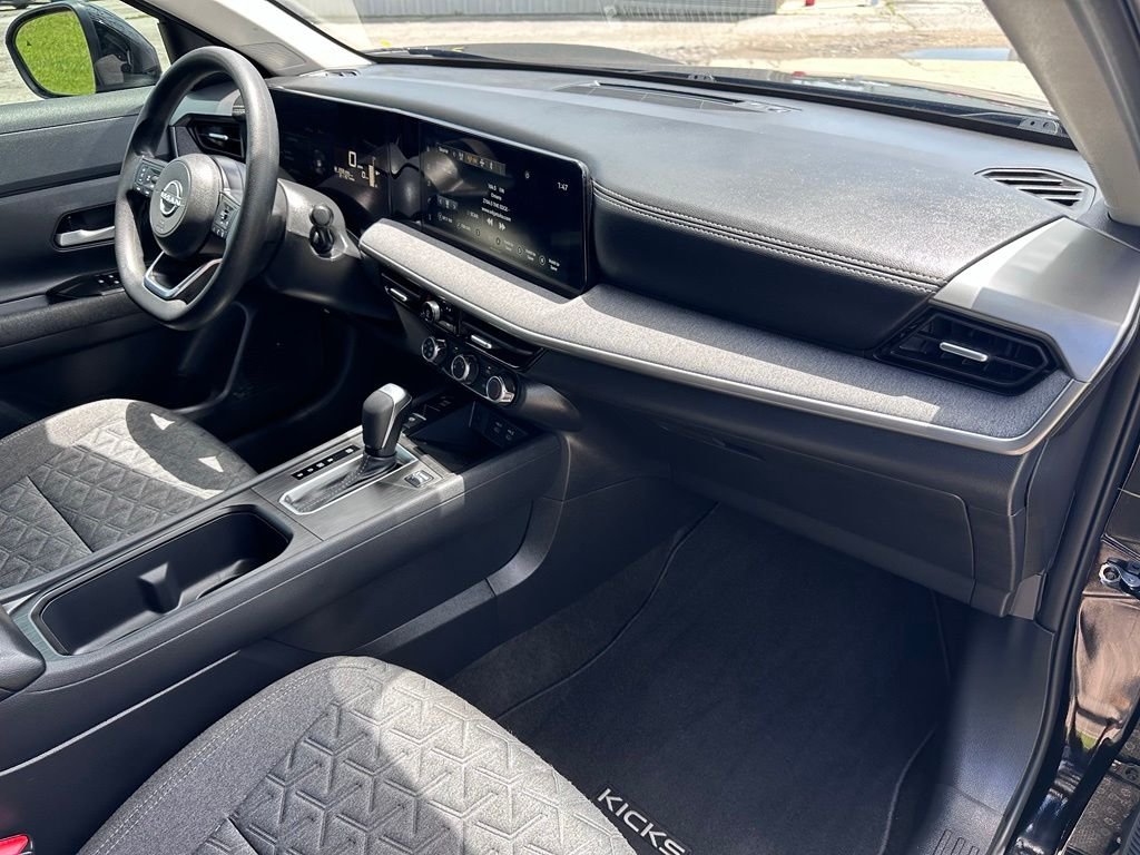Used 2025 Black Nissan SV image 29