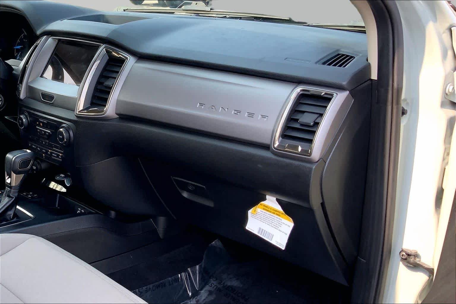 Used 2023 Cactus Gray Ford XLT image 17