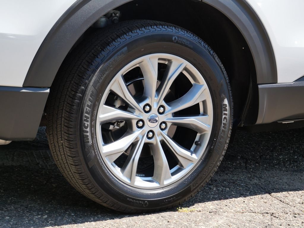 Certified Used 2023 White Ford Limited image 7