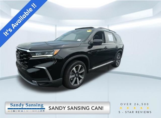 Used 2025 Black Honda Touring image 1