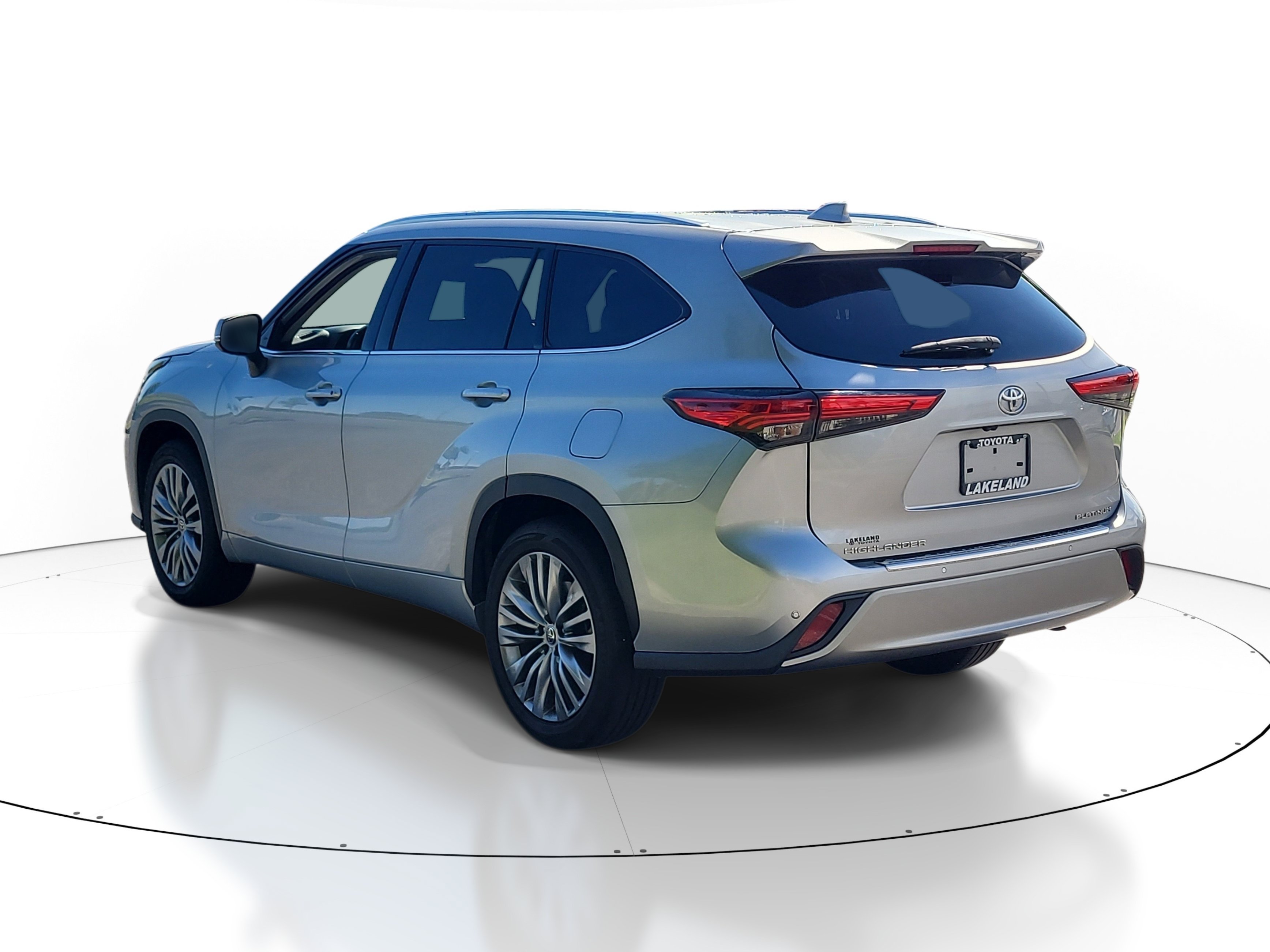 Used 2021 Celestial Silver Metallic Toyota Platinum image 4