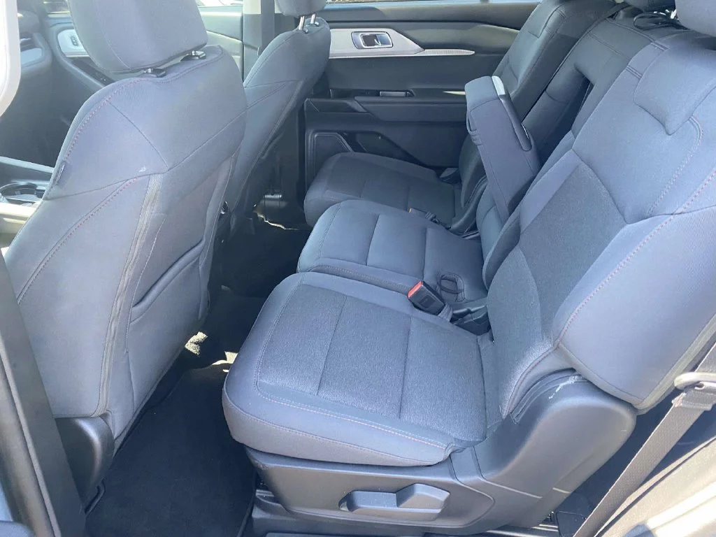 Used 2025 Blue Ford Active image 11
