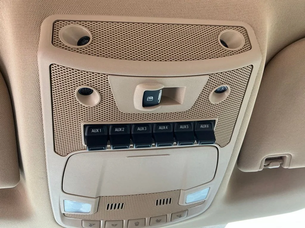 Used 2019 White Ford Lariat image 59