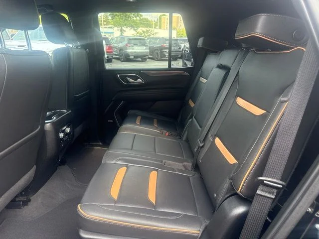 Used 2022 Black GMC AT4 image 21