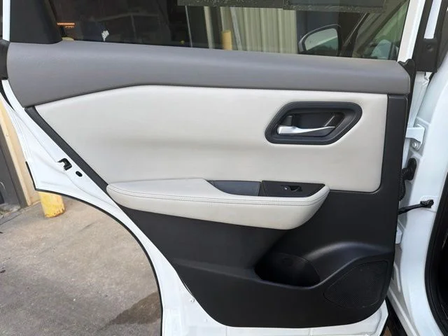 Used 2025 White Nissan SV image 13