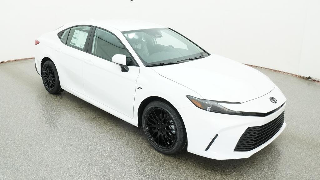 New 2026 Ice Cap Toyota LE image 10