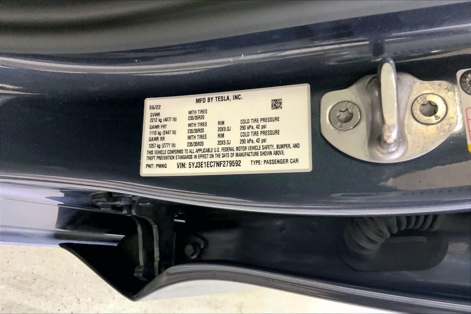 Used 2022 Midnight Silver Metallic Tesla Performance image 36