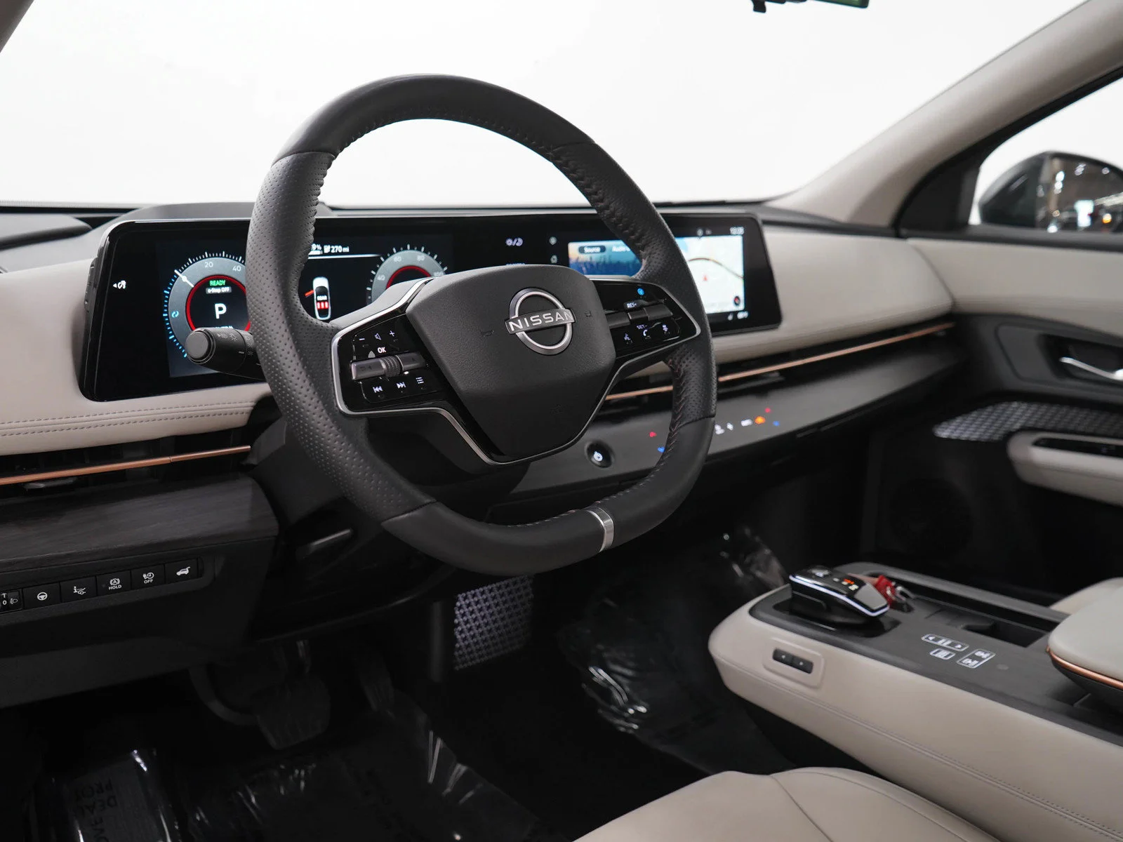Used 2024 Northern Lights Metallic Nissan EVOLVE+ image 26